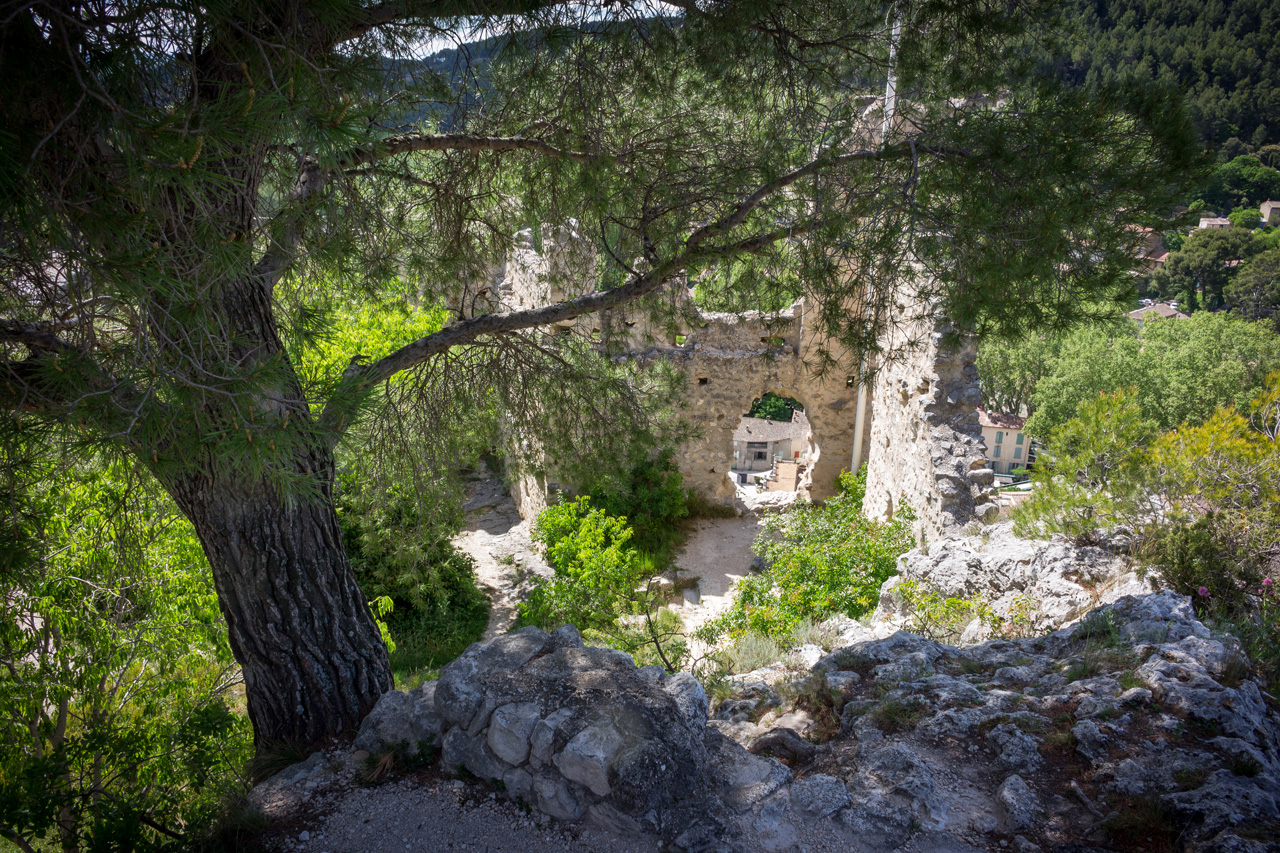 Les ruines du château des évêques de Cavaillon
